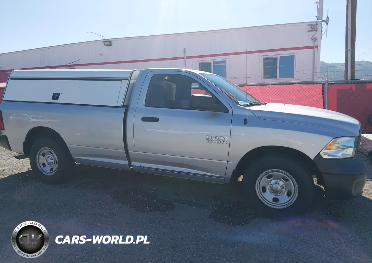 2018 Ram 1500 Tradesman 4X2 8' Box VIN:3C6JR6DG2JG320512 - 18