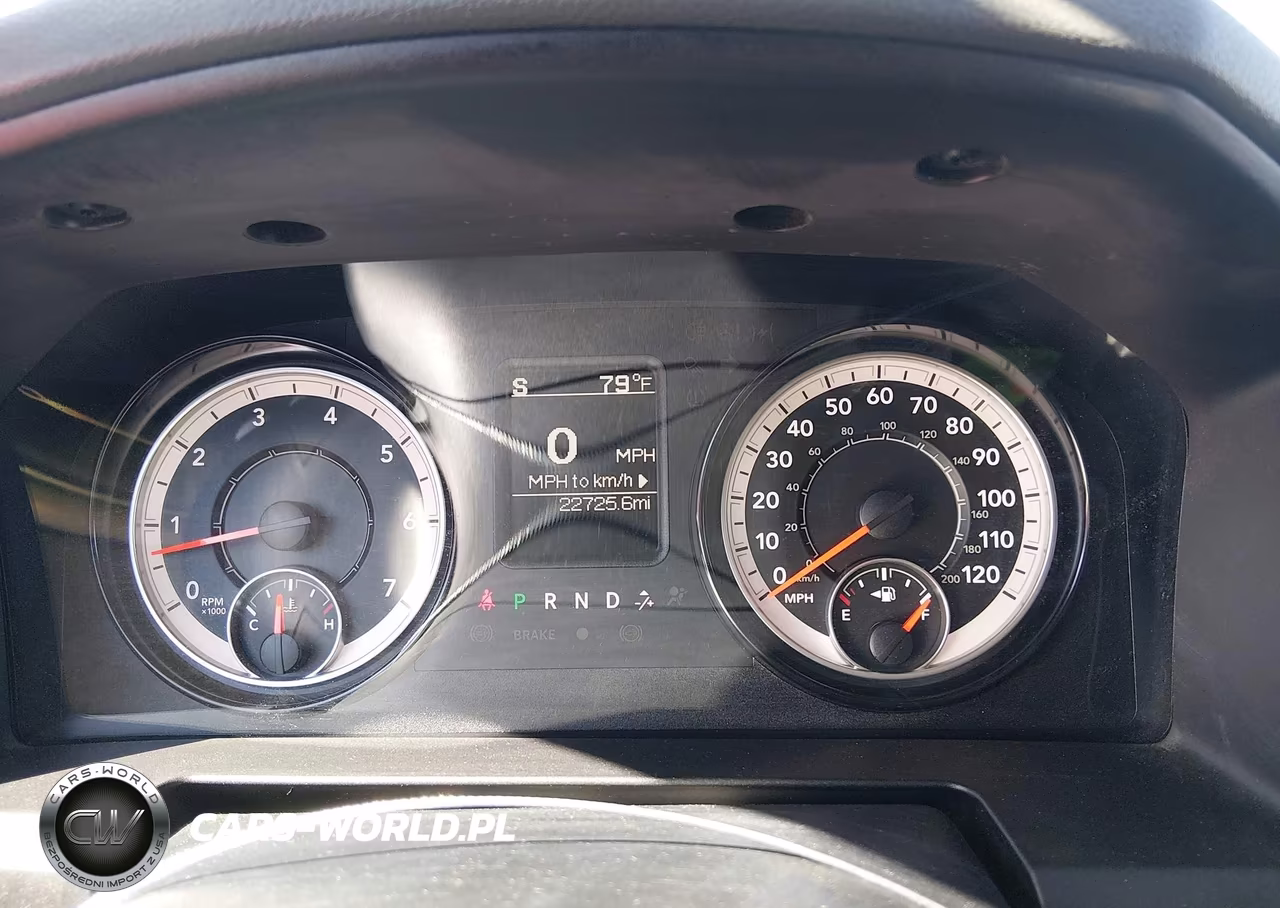 2018 Ram 1500 Tradesman 4X2 8' Box VIN:3C6JR6DG2JG320512 - 7