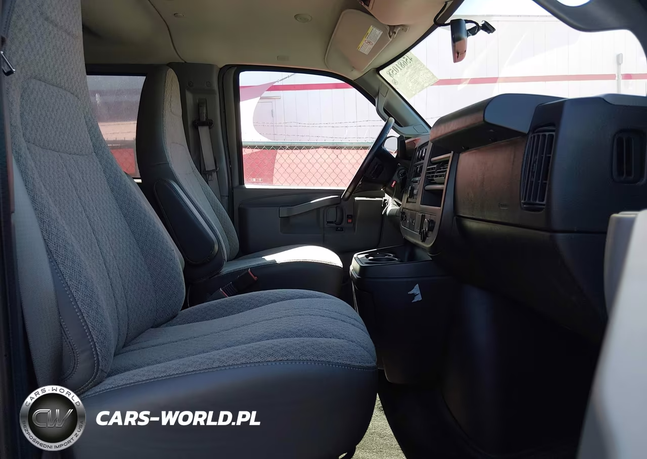 2017 Chevrolet Express 3500 Lt VIN:1GAZGPFF3H1272516 - 5