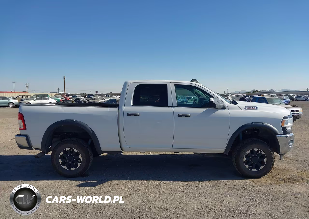 2021 Ram 2500 VIN:3C6TR5CJ7MG652434 - 13