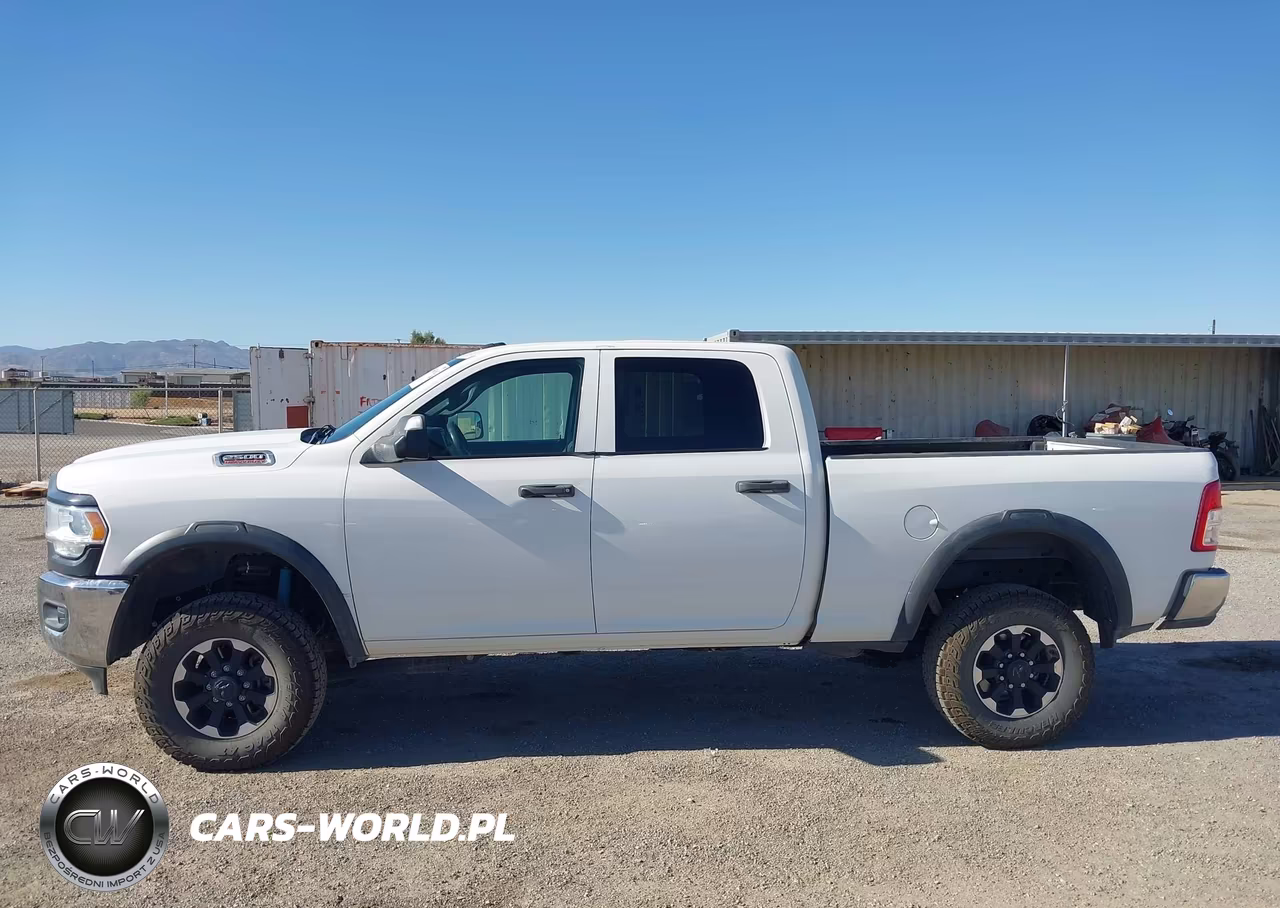 2021 Ram 2500 VIN:3C6TR5CJ7MG652434 - 14