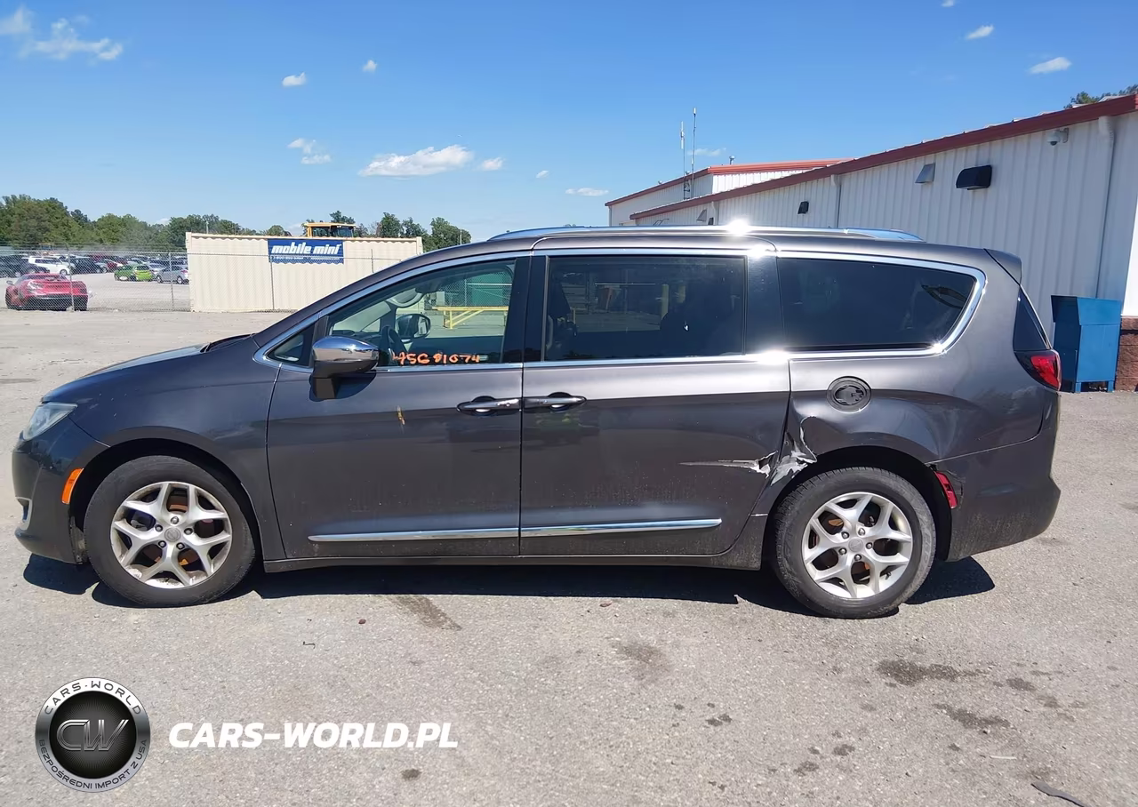 2020 Chrysler Pacifica Limited VIN:2C4RC1GG3LR278585 - 14