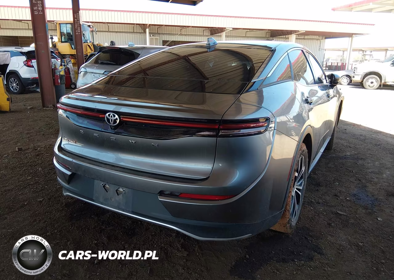 2024 Toyota Crown Xle VIN:JTDAAAAF7R3019117 - 4