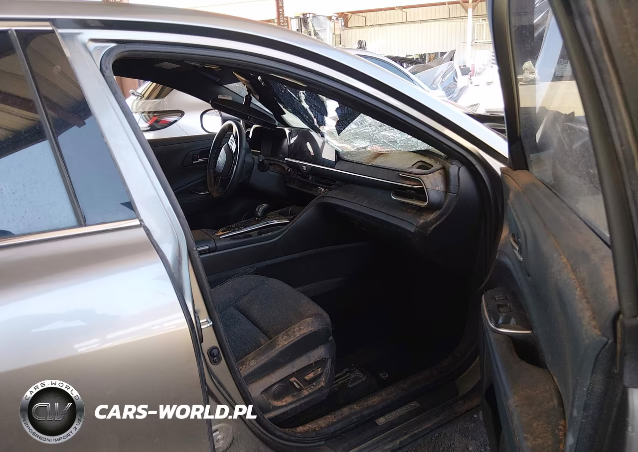 2024 Toyota Crown Xle VIN:JTDAAAAF7R3019117 - 5