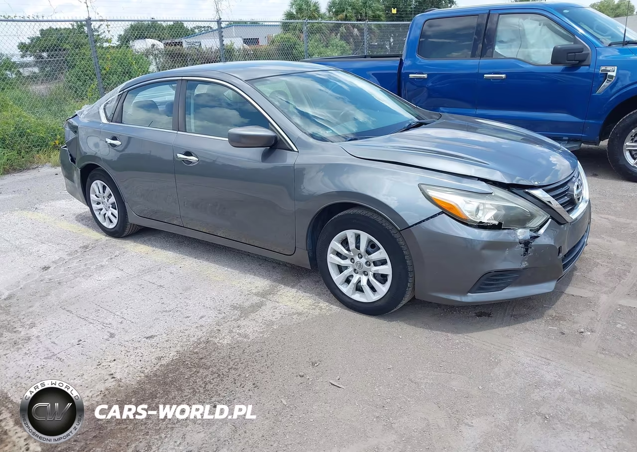 2017 Nissan Altima 2.5 S – zdjęcie 1 z 12