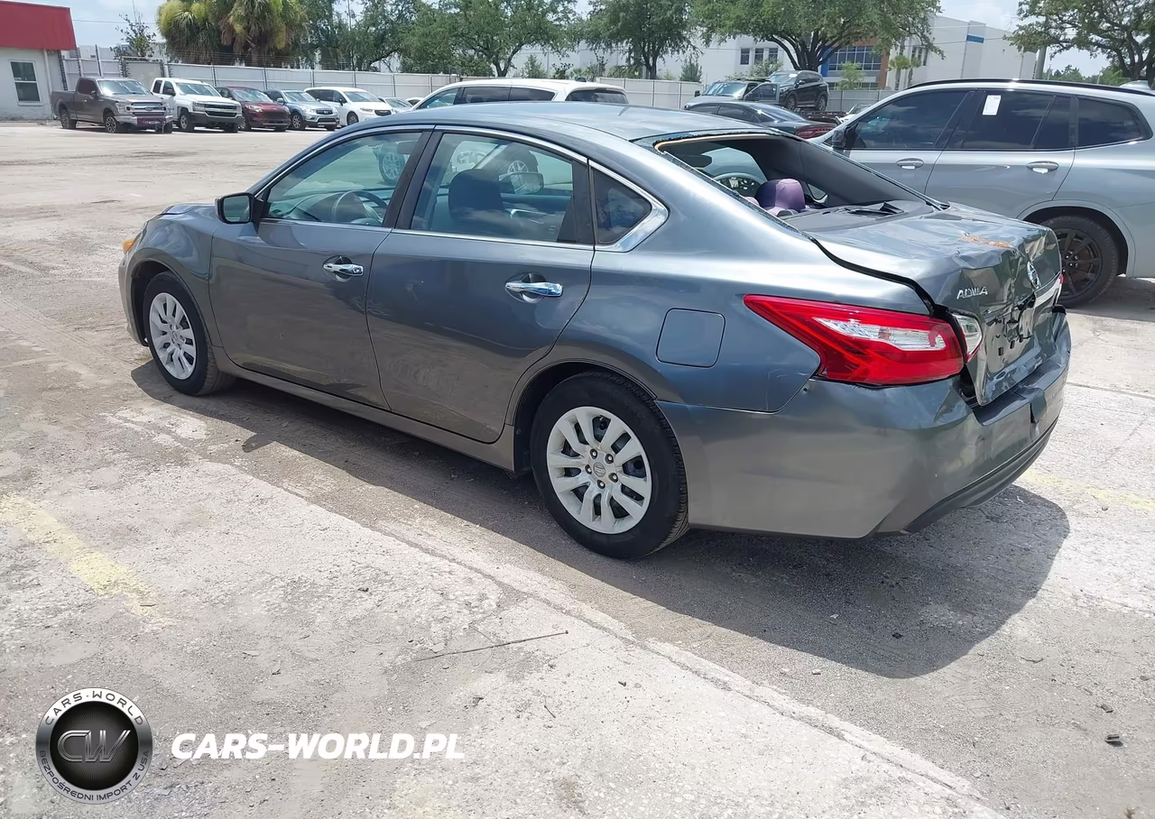 2017 Nissan Altima 2.5 S VIN:1N4AL3AP5HC151280 - 3