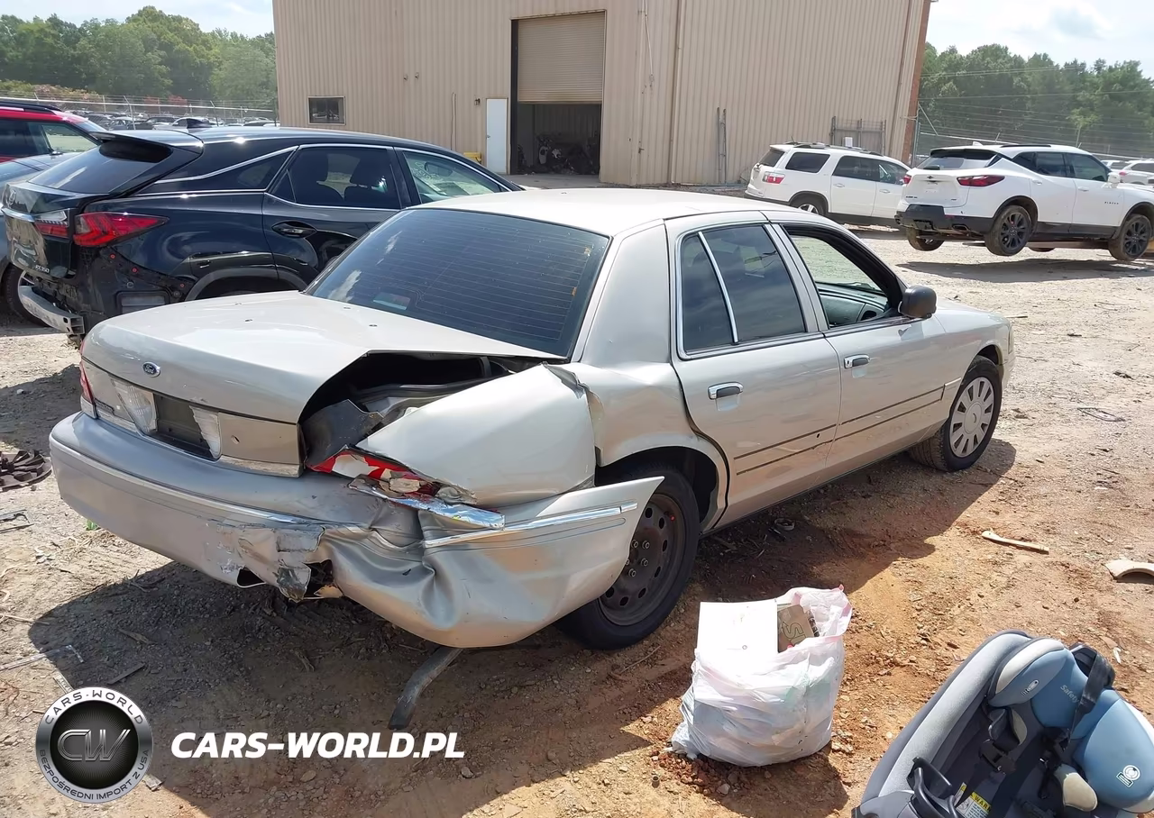 2007 Ford Crown Victoria Police-Police Interceptor VIN:2FAHP71W37X114859 - 4