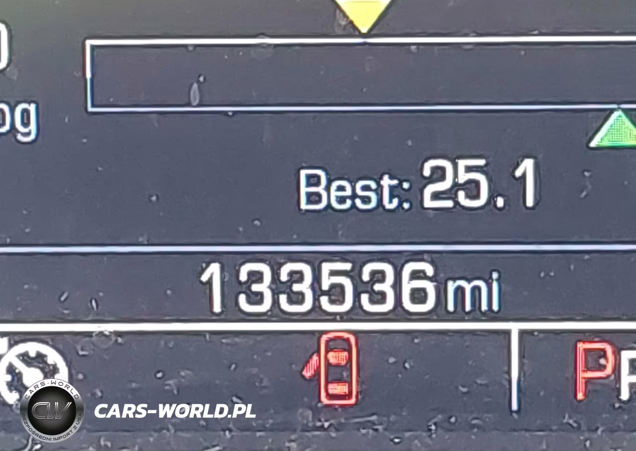 2018 Chevrolet Silverado 1500 2Lt VIN:3GCUKREC8JG339685 - 16