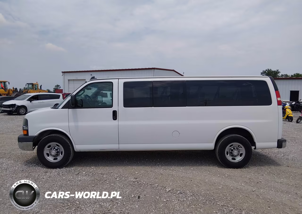 2016 Chevrolet Express 3500 Lt VIN:1GAZGPFGXG1314946 - 14
