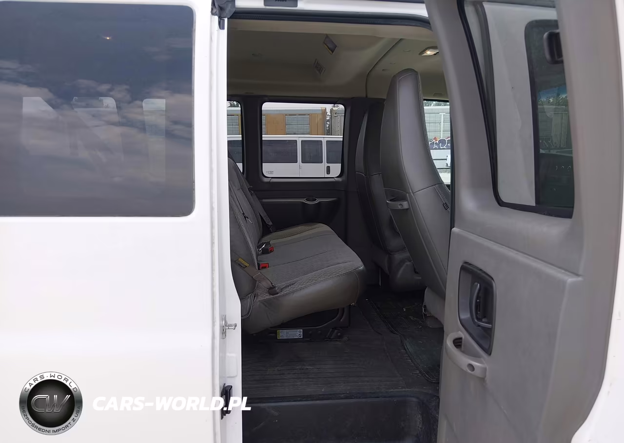 2016 Chevrolet Express 3500 Lt VIN:1GAZGPFGXG1314946 - 8