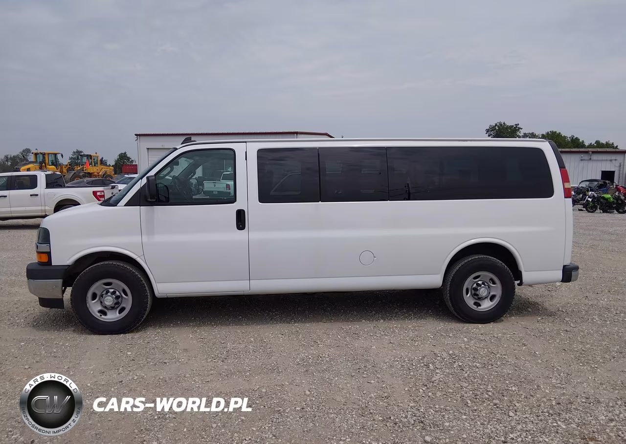 2017 Chevrolet Express 3500 Lt VIN:1GAZGPFG6H1265763 - 14
