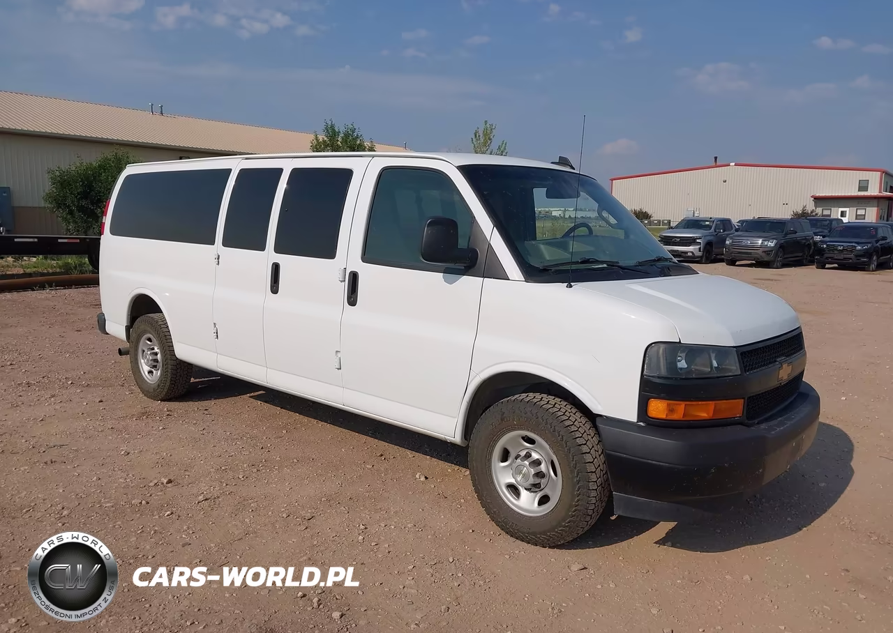 2024 Chevrolet Express Passenger Rwd 3500 Extended Wheelbase Ls – zdjęcie 1 z 16
