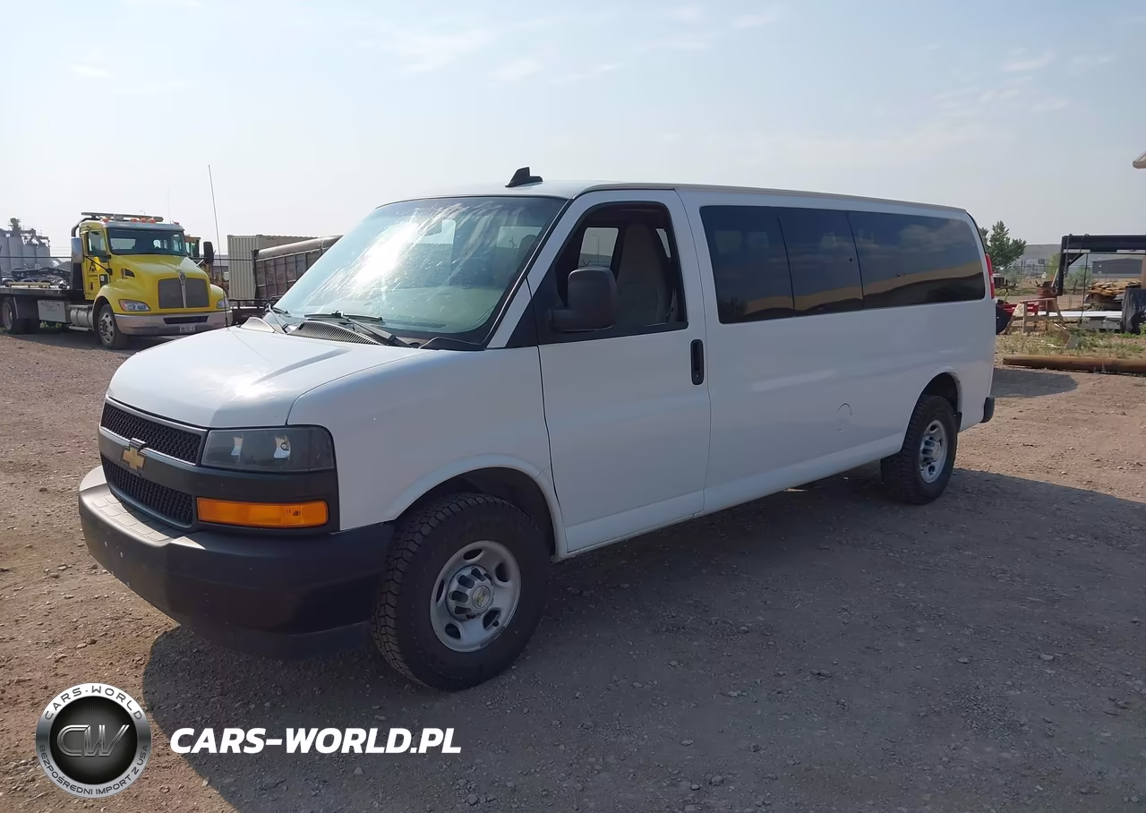 2024 Chevrolet Express Passenger Rwd 3500 Extended Wheelbase Ls VIN:1GAZGNFP5R1204751 - 2