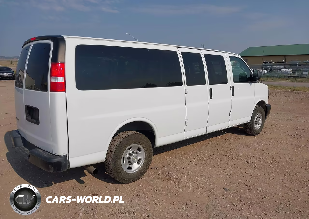 2024 Chevrolet Express Passenger Rwd 3500 Extended Wheelbase Ls VIN:1GAZGNFP5R1204751 - 4