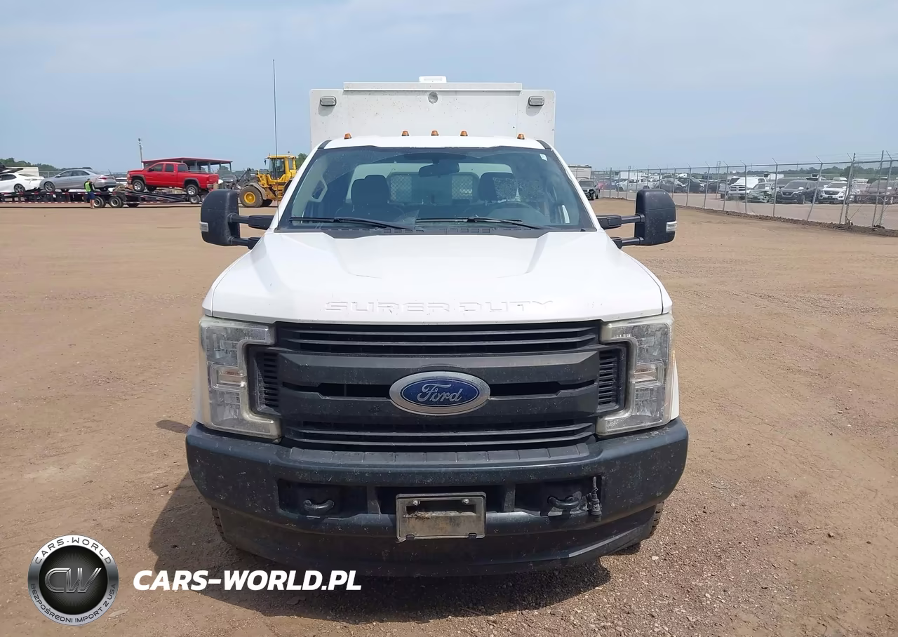 2017 Ford F-350 Chassis Xl VIN:1FD8X3H68HED60538 - 12