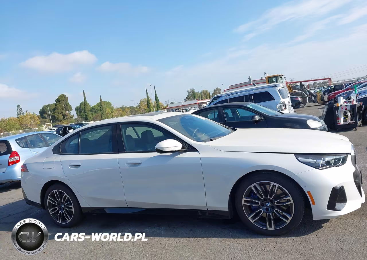 2027 BMW 540I VIN:WBA63FJ05VCX81281 - 13