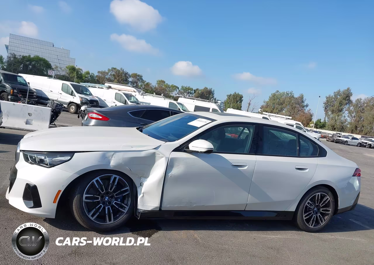2027 BMW 540I VIN:WBA63FJ05VCX81281 - 14