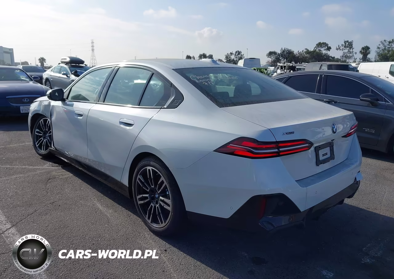 2027 BMW 540I VIN:WBA63FJ05VCX81281 - 3