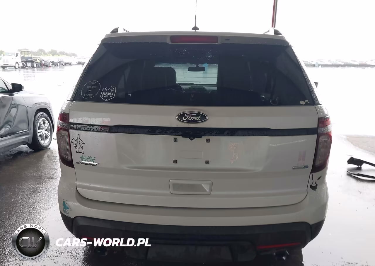 2015 Ford Explorer Sport VIN:1FM5K8GT4FGB10012 - 16