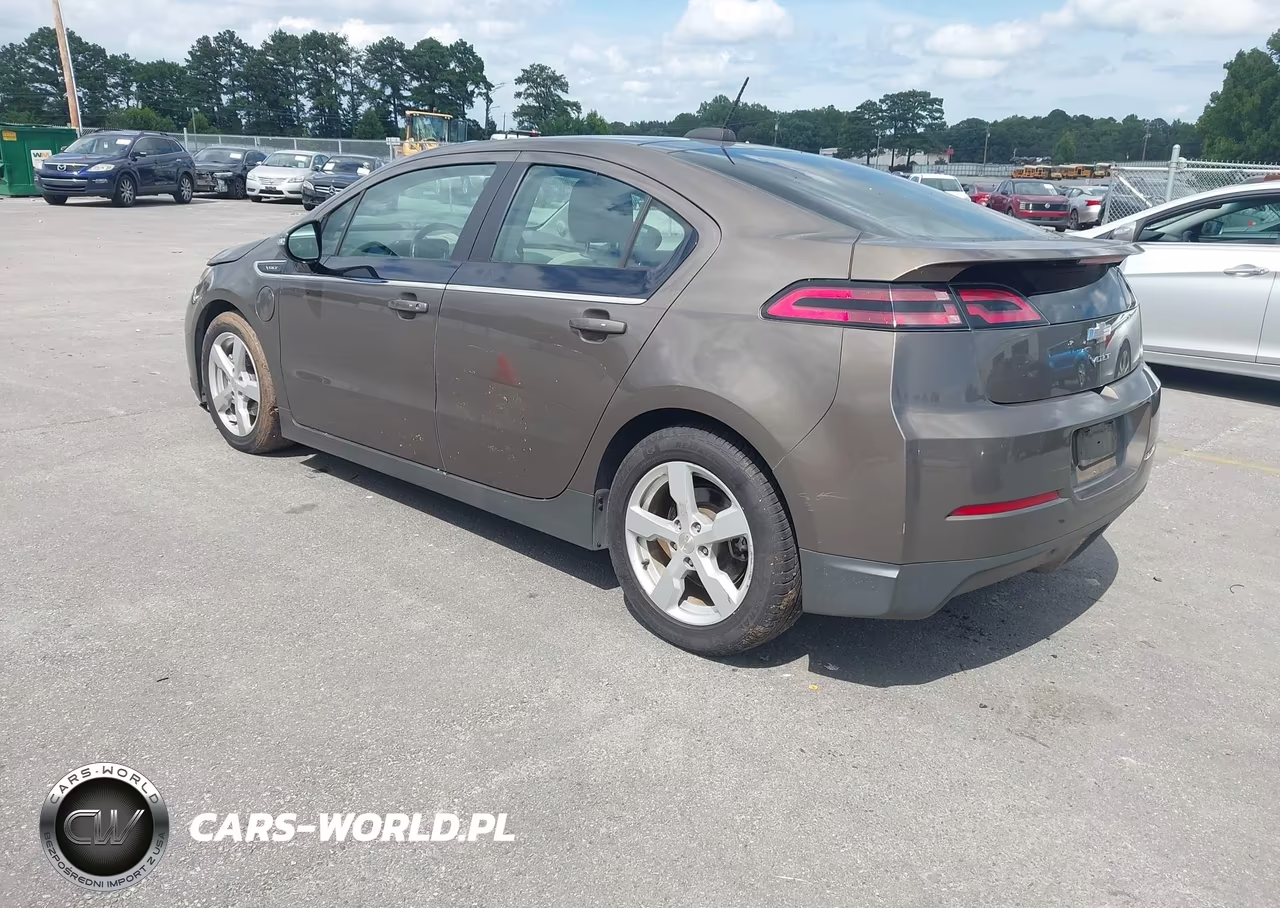 2015 Chevrolet Volt VIN:1G1RC6E45FU109447 - 3