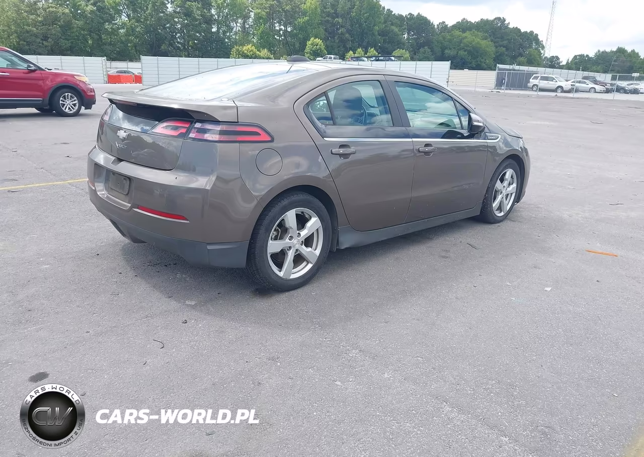 2015 Chevrolet Volt VIN:1G1RC6E45FU109447 - 4