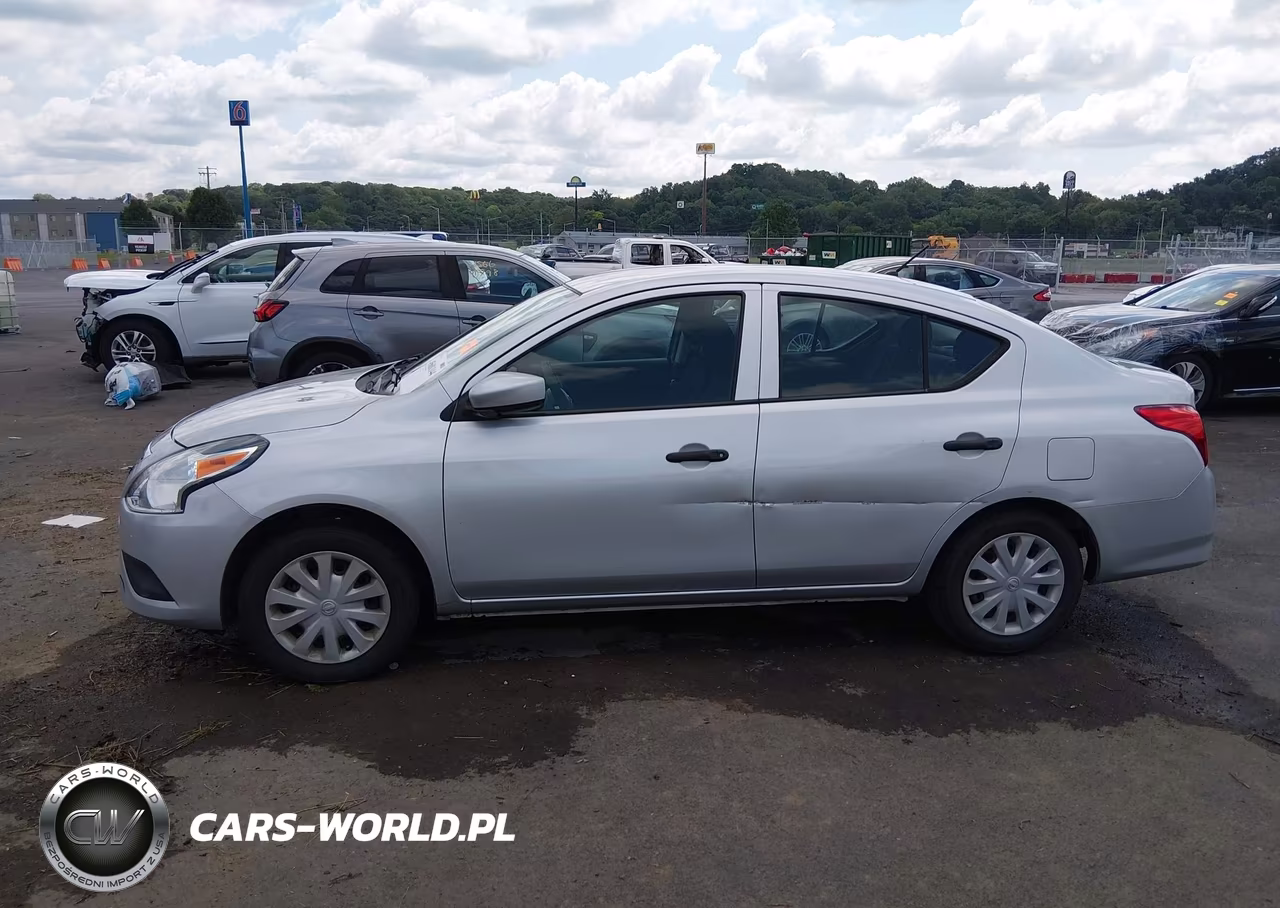 2018 Nissan Versa 1.6 S VIN:3N1CN7AP2JL819702 - 14