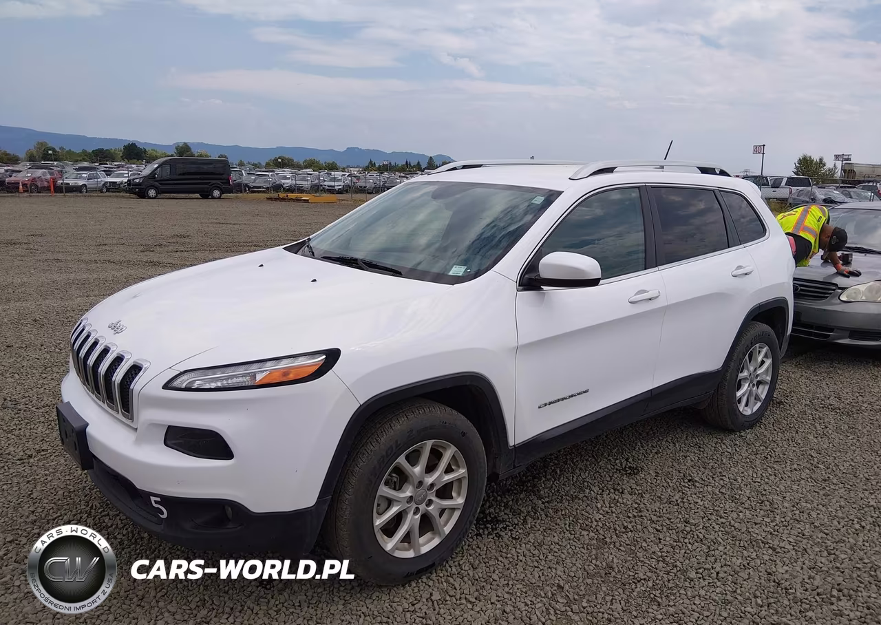 2018 Jeep Cherokee Latitude 4X4 VIN:1C4PJMCB0JD528650 - 2