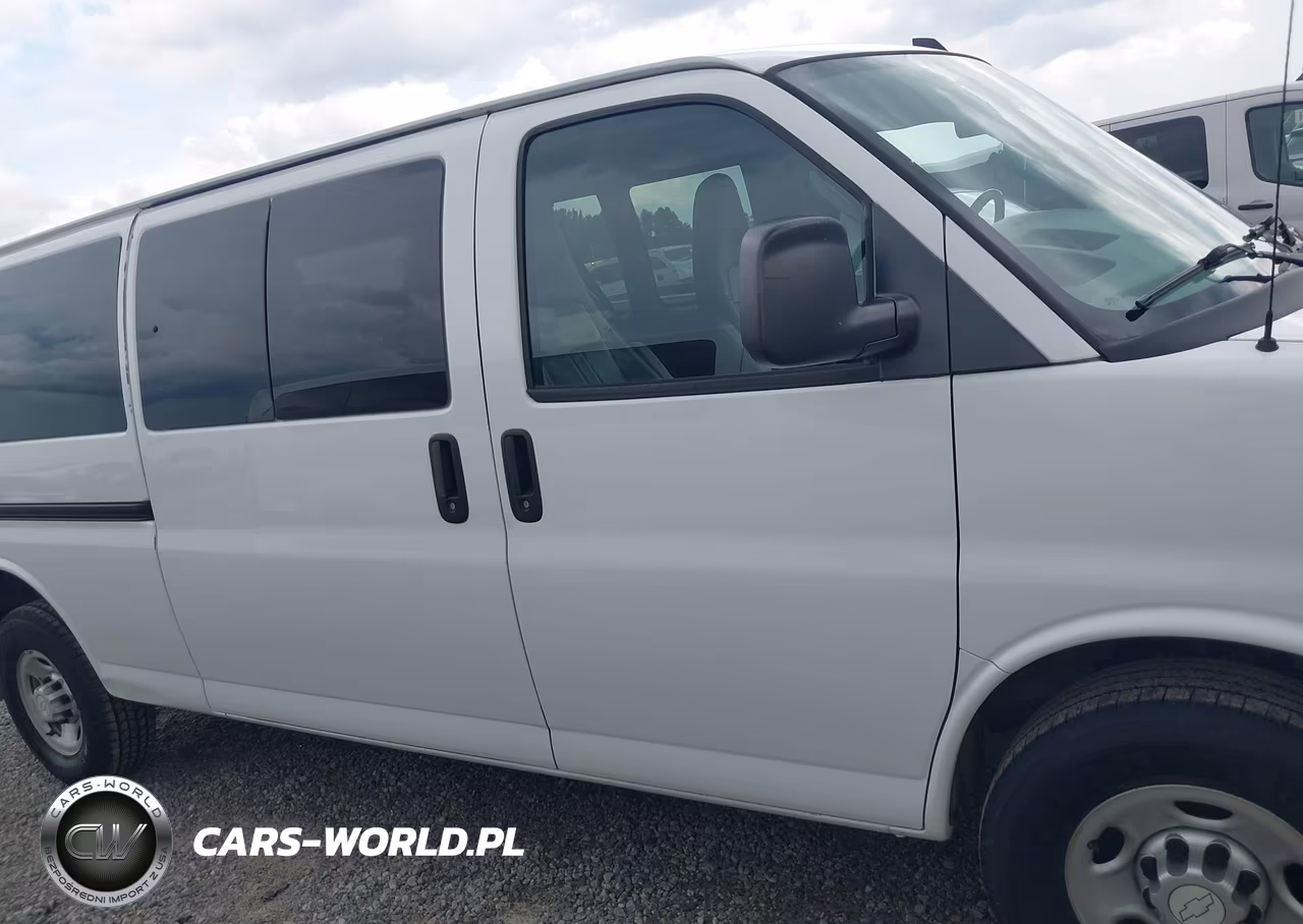 2017 Chevrolet Express 3500 Ls VIN:1GAZGNFG9H1292394 - 13