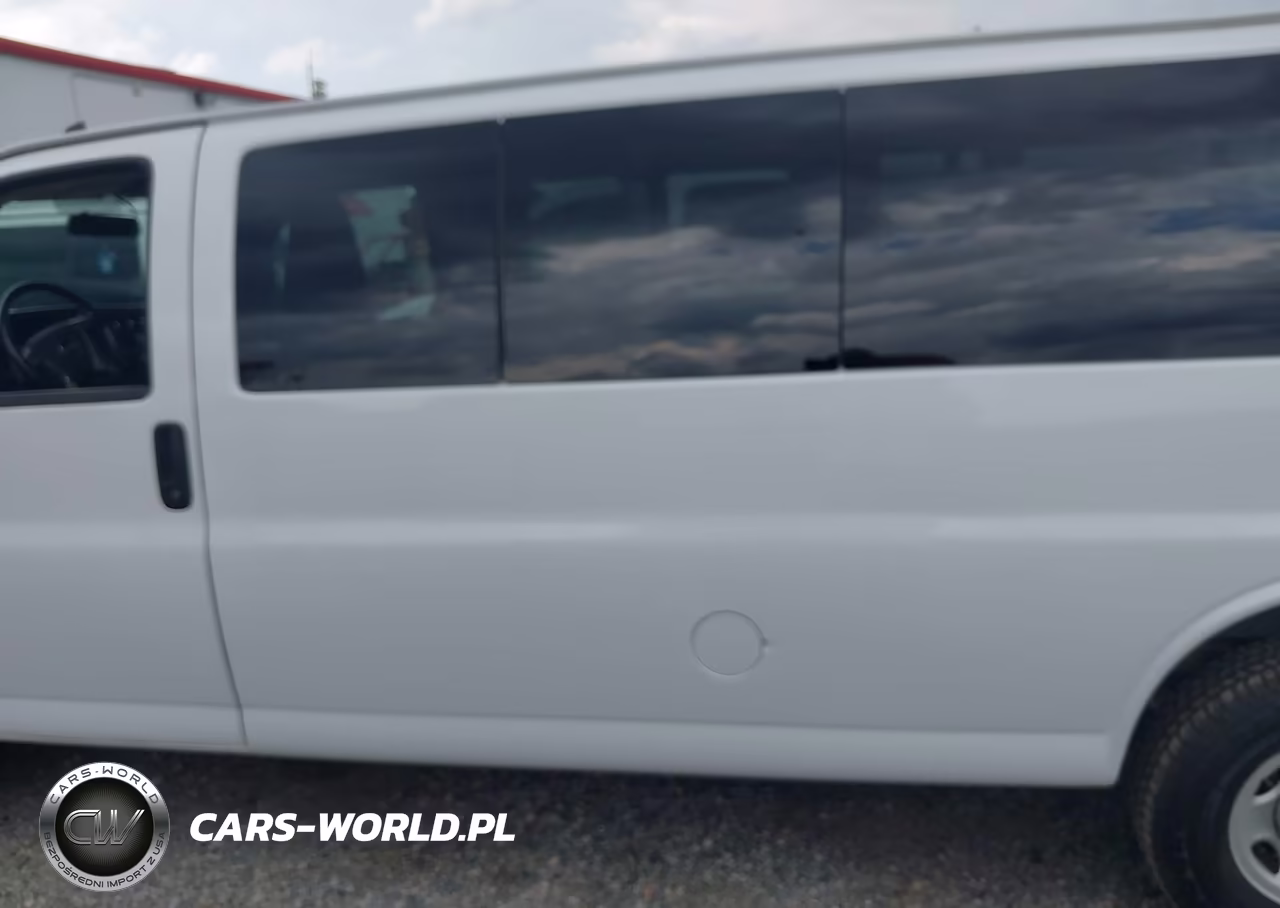 2017 Chevrolet Express 3500 Ls VIN:1GAZGNFG9H1292394 - 14