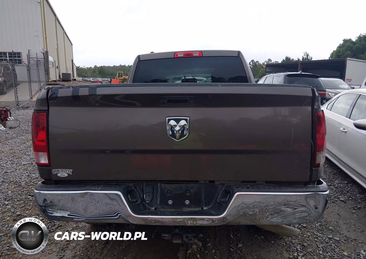 2020 Ram 1500 Classic Tradesman 4X2 6'4 Box VIN:1C6RR6FG8LS151849 - 17