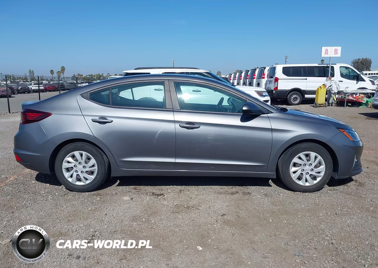 2019 Hyundai Elantra Se VIN:5NPD74LF8KH479729 - 13