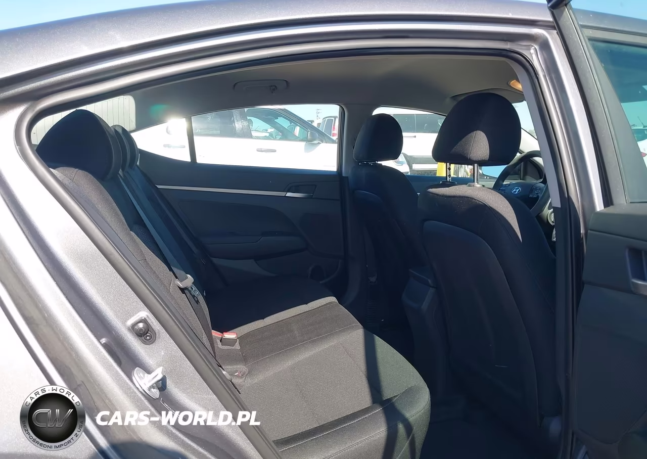 2019 Hyundai Elantra Se VIN:5NPD74LF8KH479729 - 8