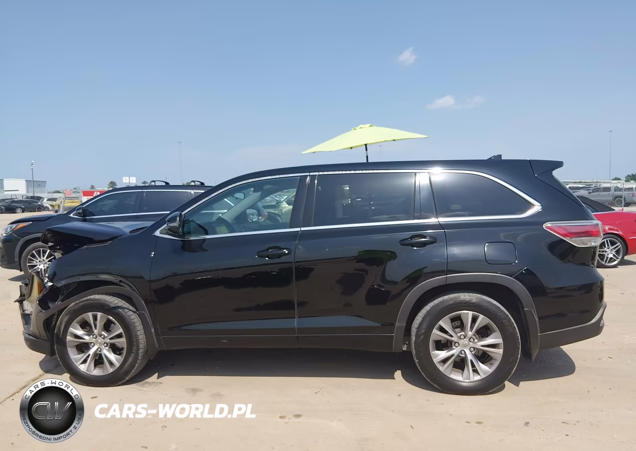 2015 Toyota Highlander Le Plus V6 VIN:5TDBKRFH0FS143329 - 14