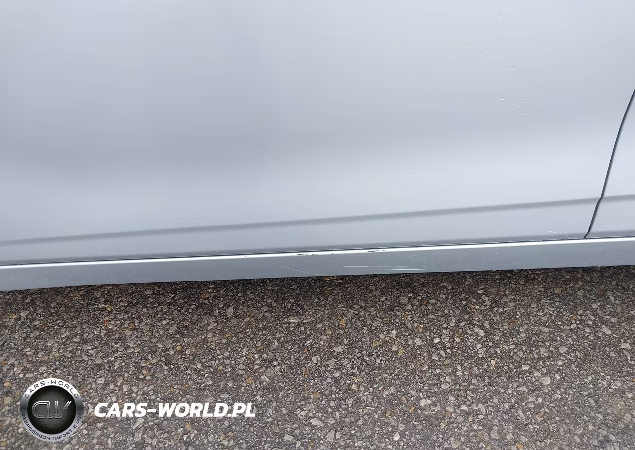 2019 Hyundai Ioniq Hybrid Blue VIN:KMHC65LC9KU106887 - 12