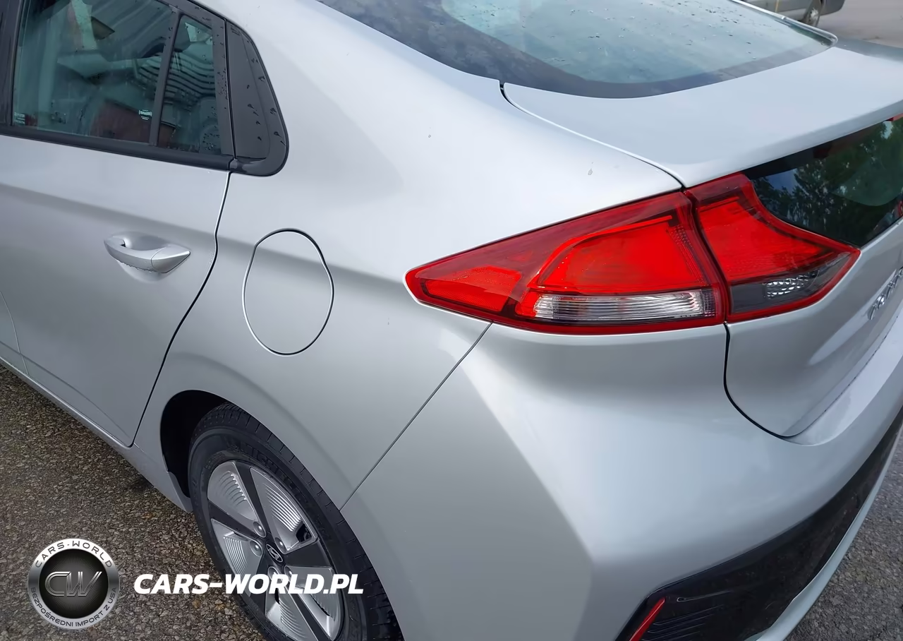 2019 Hyundai Ioniq Hybrid Blue VIN:KMHC65LC9KU106887 - 14