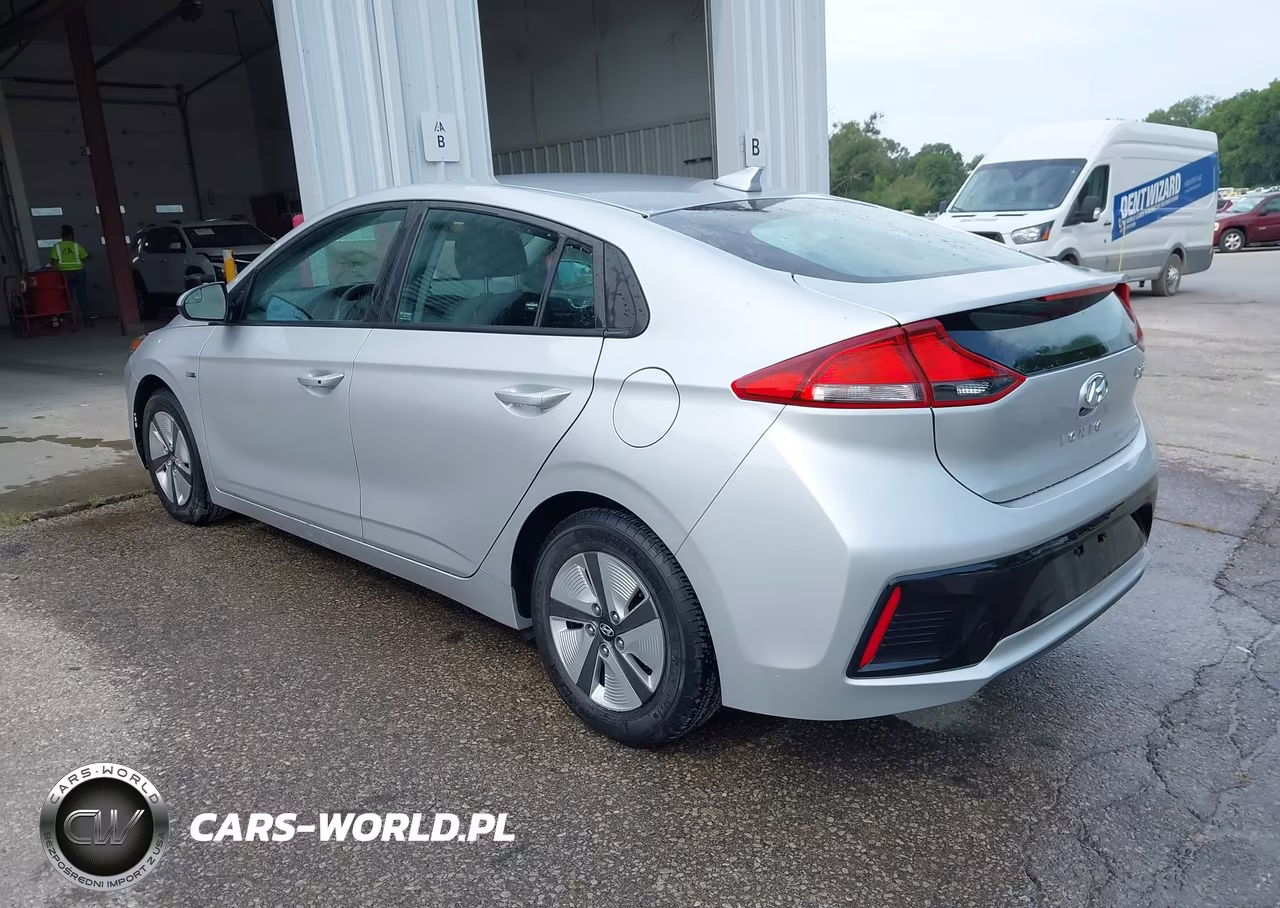 2019 Hyundai Ioniq Hybrid Blue VIN:KMHC65LC9KU106887 - 3