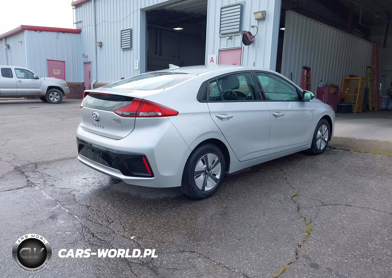 2019 Hyundai Ioniq Hybrid Blue VIN:KMHC65LC9KU106887 - 4