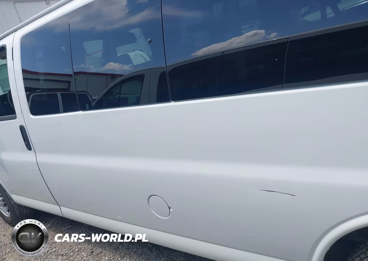 2017 Chevrolet Express 3500 Ls VIN:1GAZGNFG6H1294443 - 14