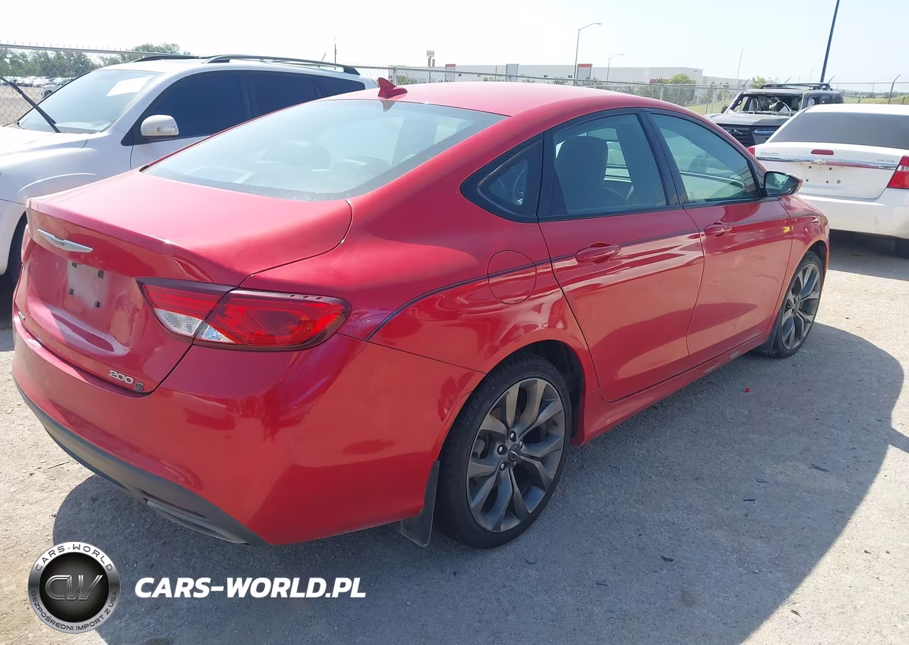 2016 Chrysler 200 S VIN:1C3CCCDG5GN148109 - 4