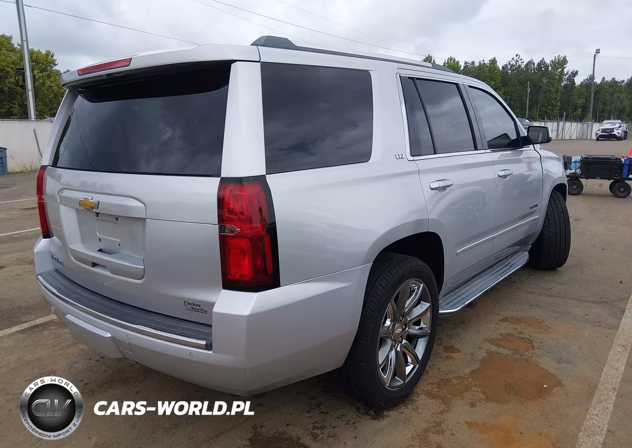 2015 Chevrolet Tahoe Ltz VIN:1GNSCCKC0FR226320 - 4