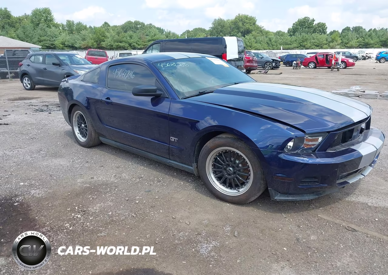 2012 Ford Mustang V6