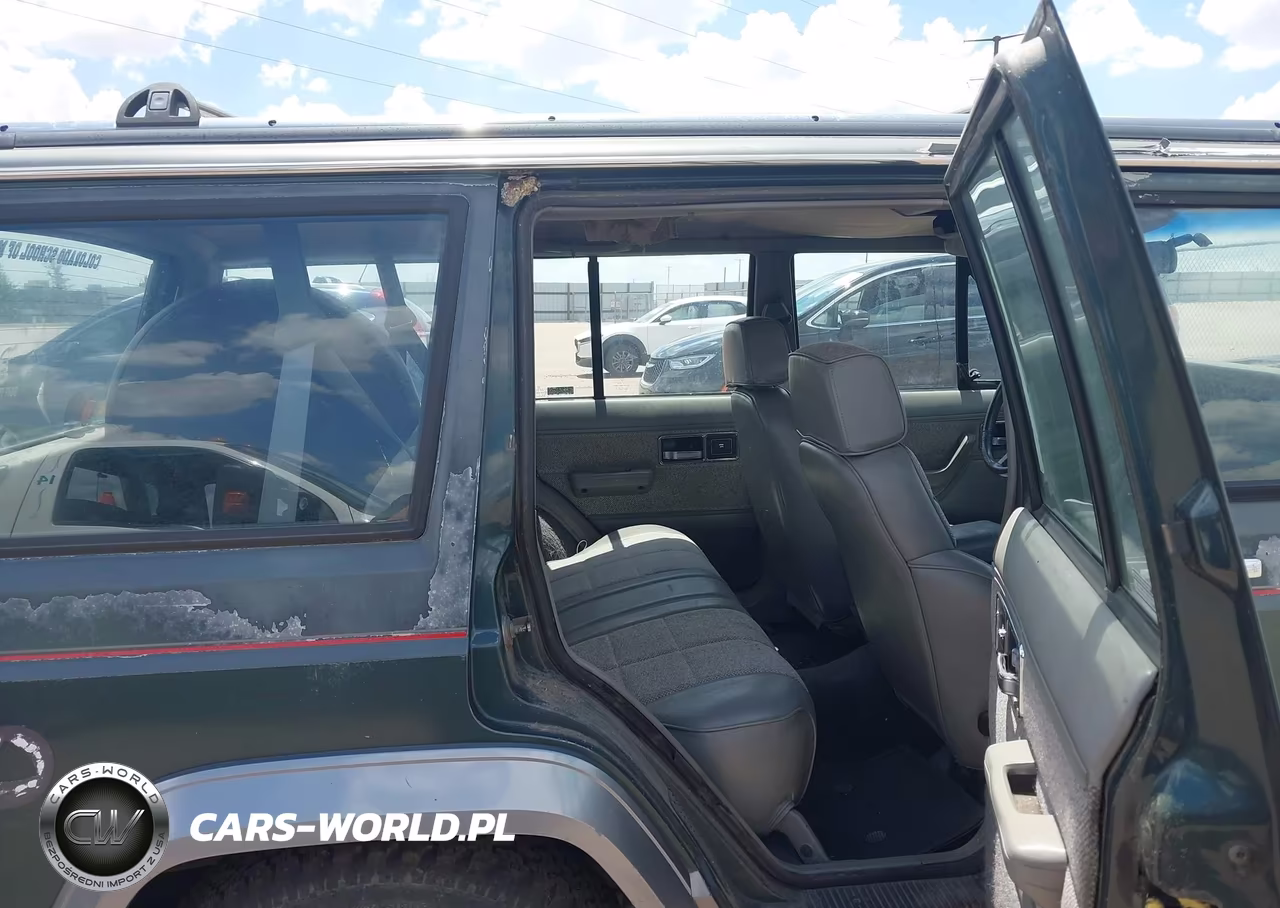 1991 Jeep Cherokee Laredo VIN:1J4FJ58S8ML570840 - 8