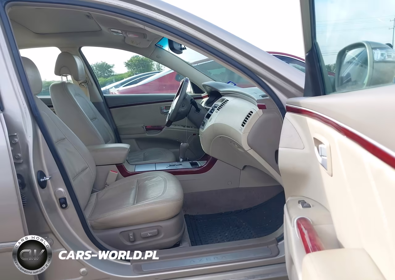 2008 Hyundai Azera Limited VIN:KMHFC46F38A335436 - 5