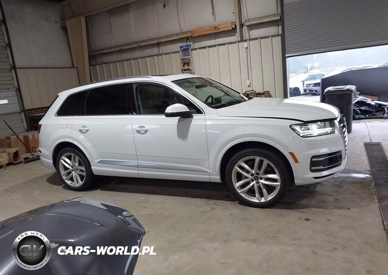 2017 Audi Q7 3.0T Premium VIN:WA1VAAF76HD046332 - 13