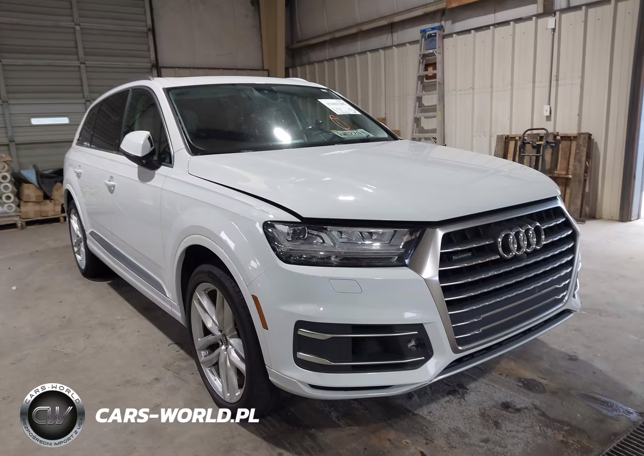 2017 Audi Q7 3.0T Premium VIN:WA1VAAF76HD046332 - 6