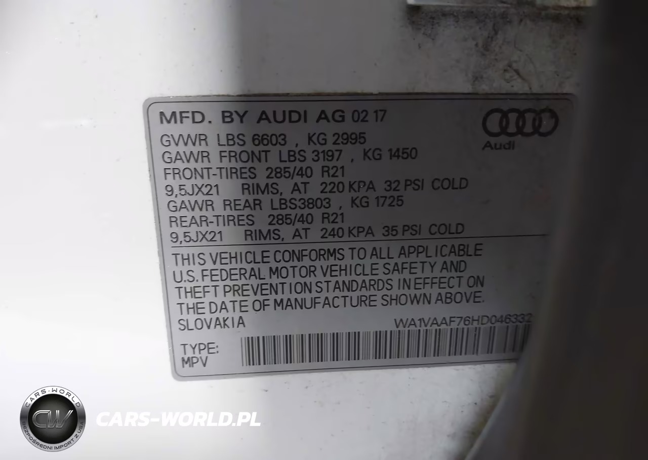 2017 Audi Q7 3.0T Premium VIN:WA1VAAF76HD046332 - 9