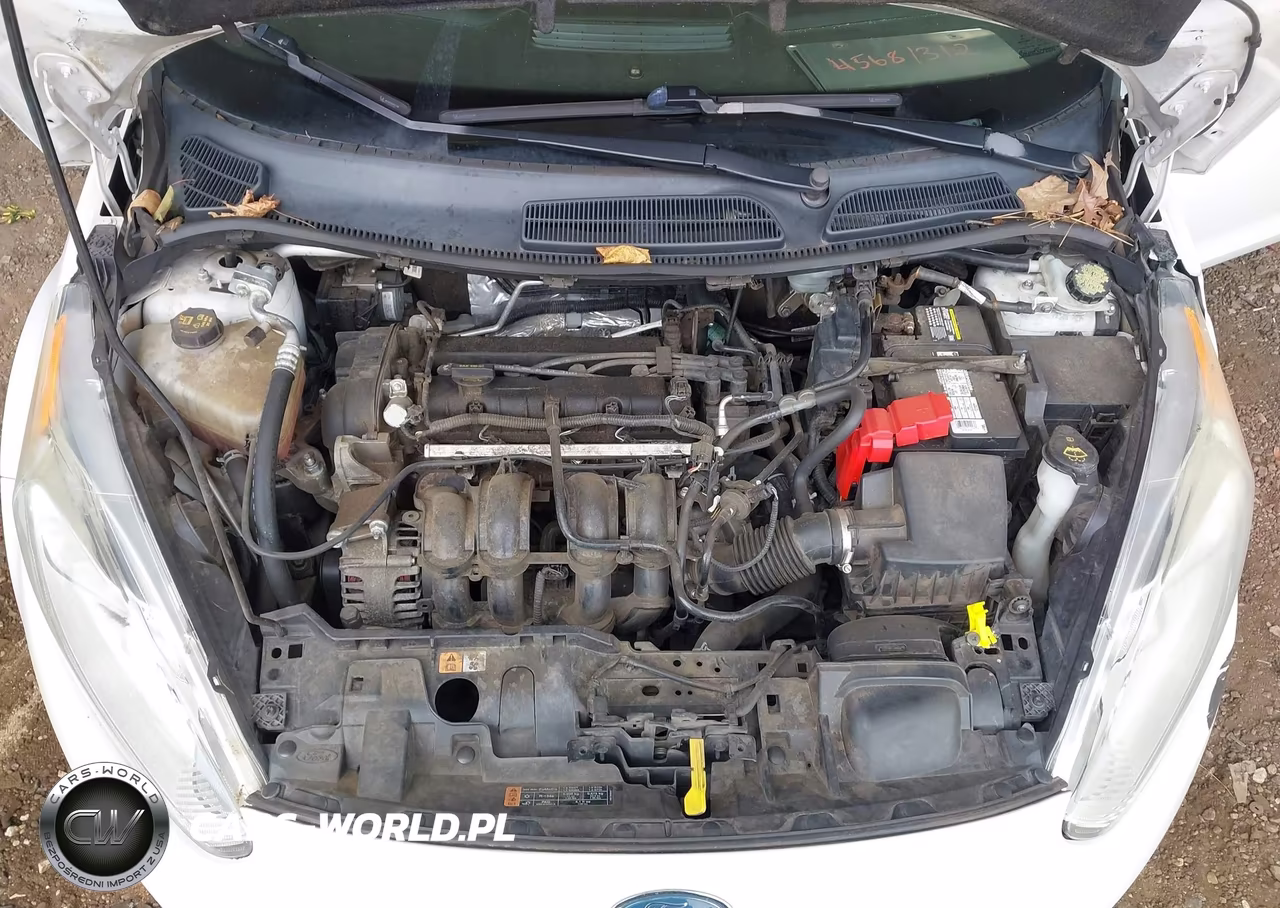 2015 Ford Fiesta Titanium VIN:3FADP4FJ1FM175258 - 10