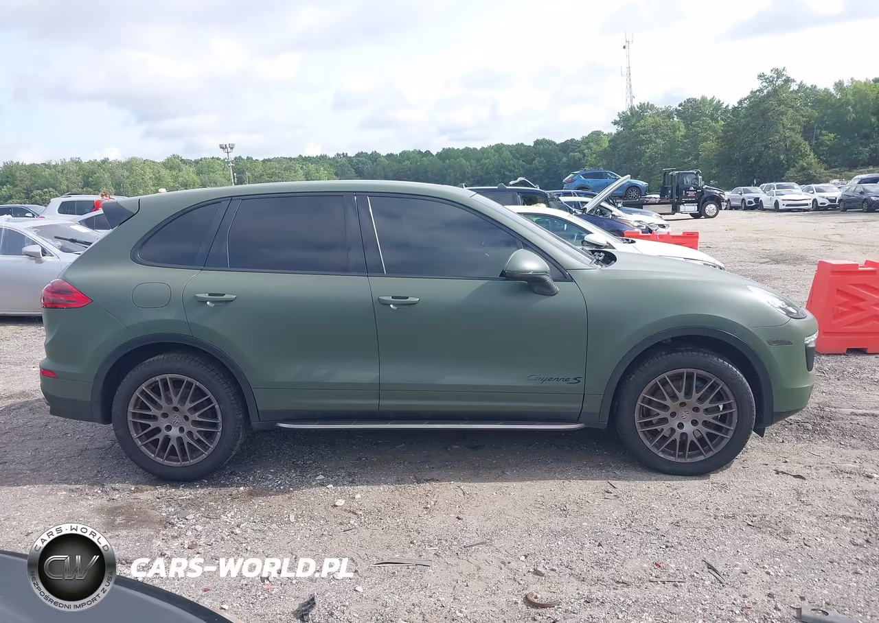 2015 Porsche Cayenne S VIN:WP1AB2A22FLA56408 - 13