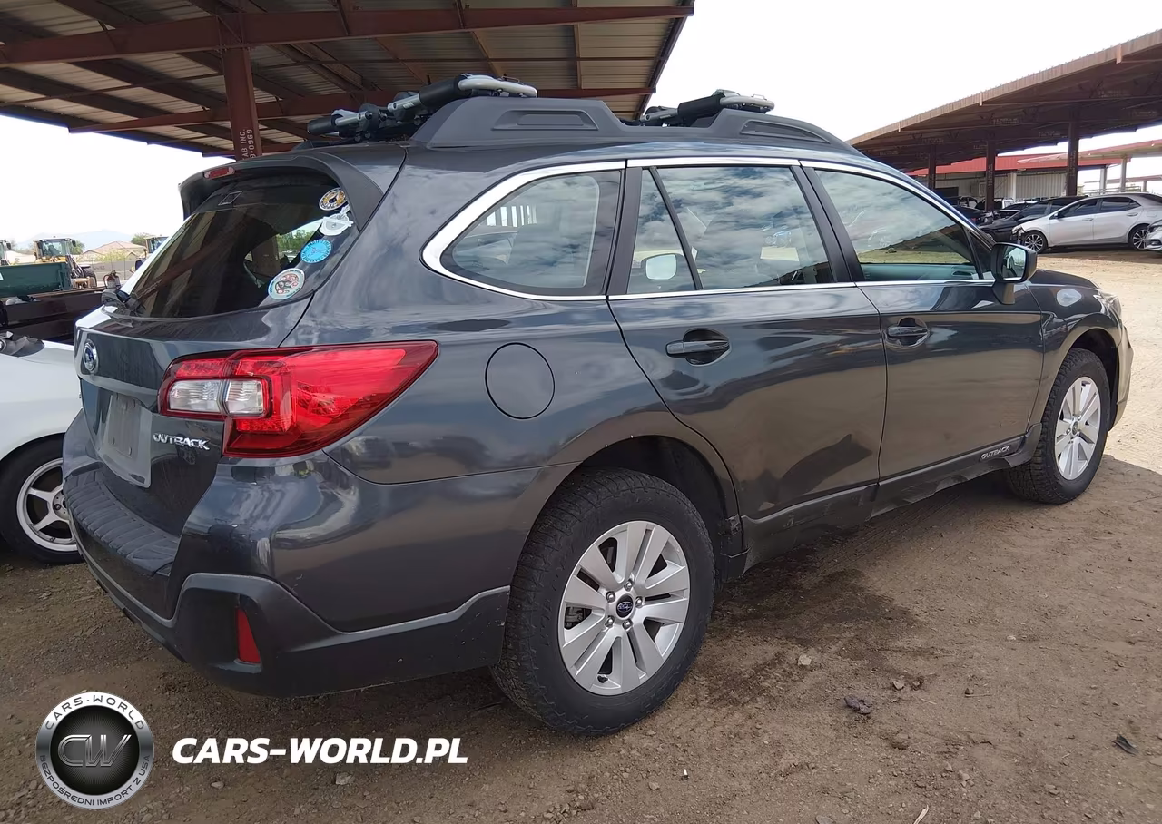 2019 Subaru Outback 2.5I VIN:4S4BSABCXK3334579 - 4