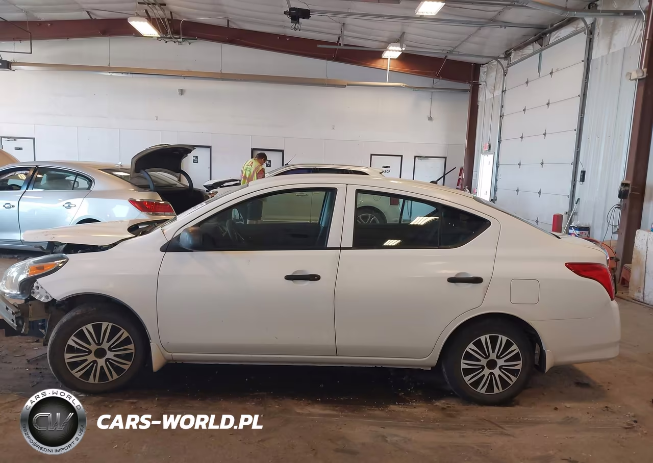 2015 Nissan Versa 1.6 S VIN:3N1CN7APXFL810110 - 14